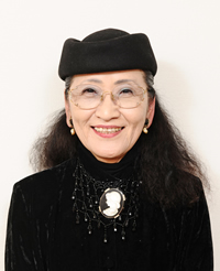 ラヴィアン蓉子先生